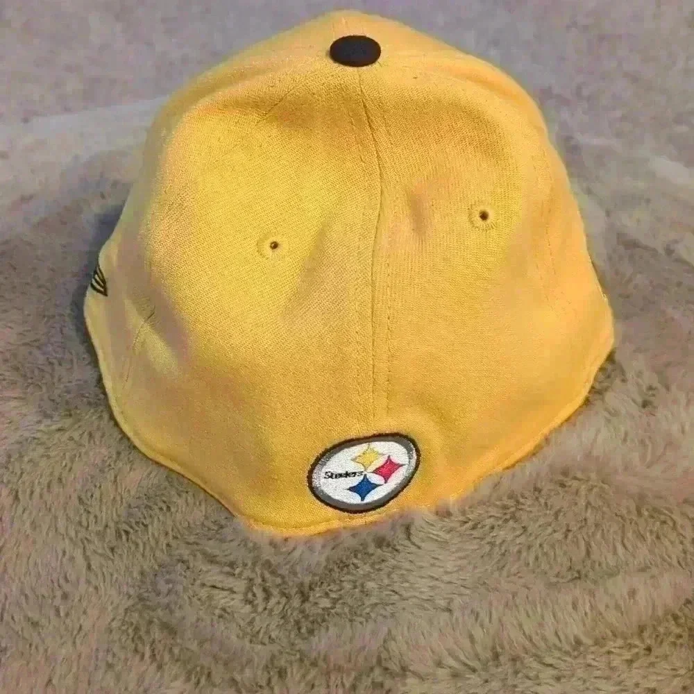 Steelers hat, medium/large, black and yellow - Picture 3 of 6